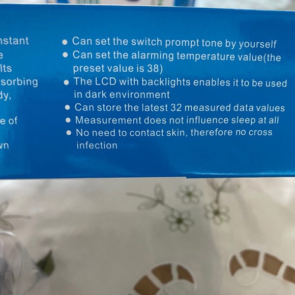 Non-contact thermometer - Picture 2 of 5